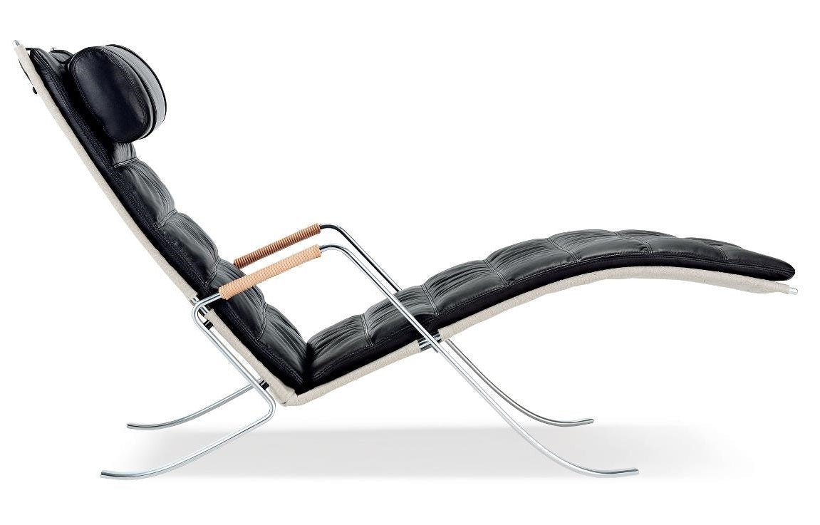 FK 87 Grasshopper Lounge Chair - Black / Natural