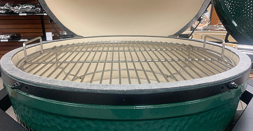 Good view of how the XL Expander raises the XL cooking grid inside an XL Big Green EGG.
