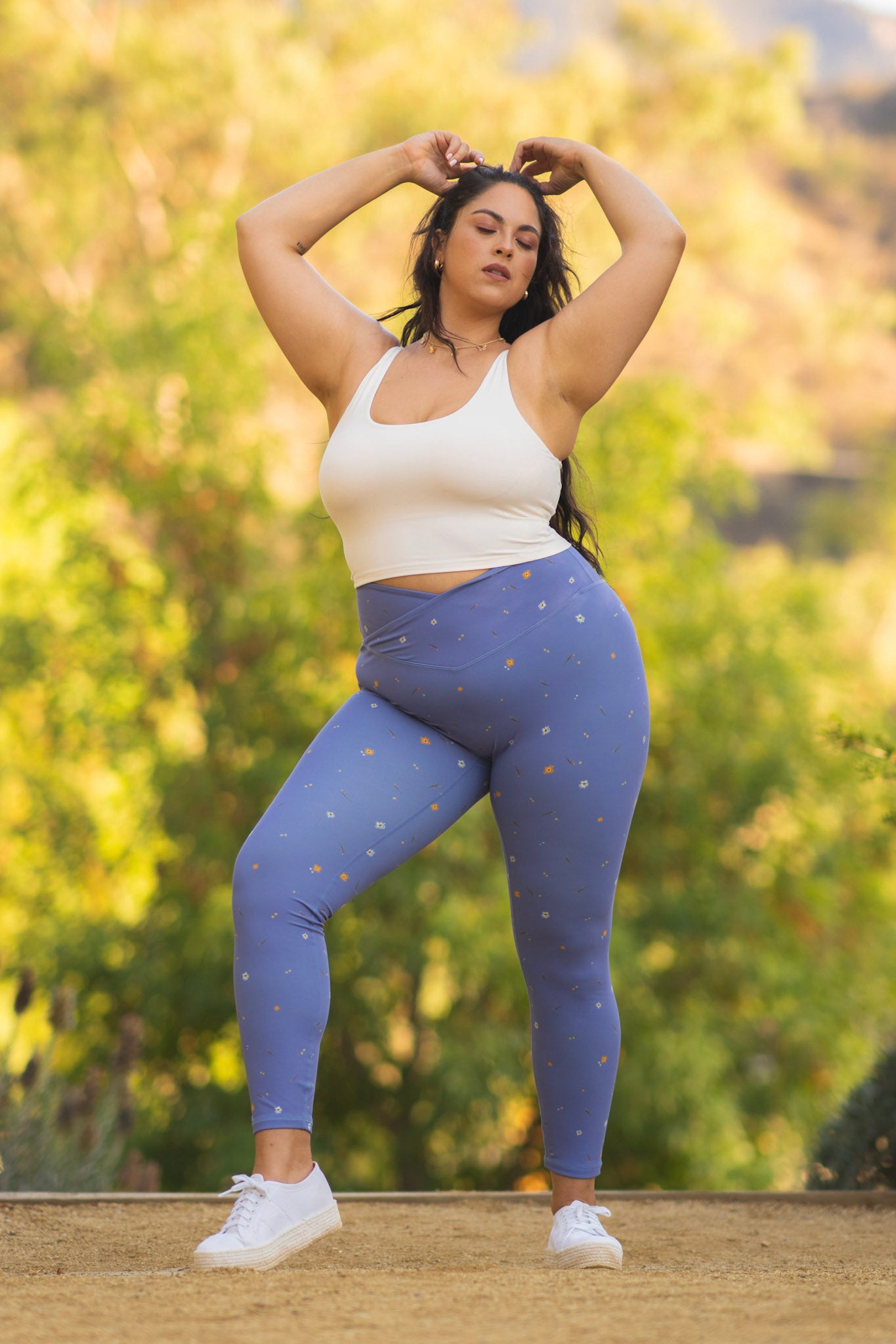 Plus size model wears ultimate hourglass legging from the POPFLEX cute activewear high-quality atheisure cottagecore collection