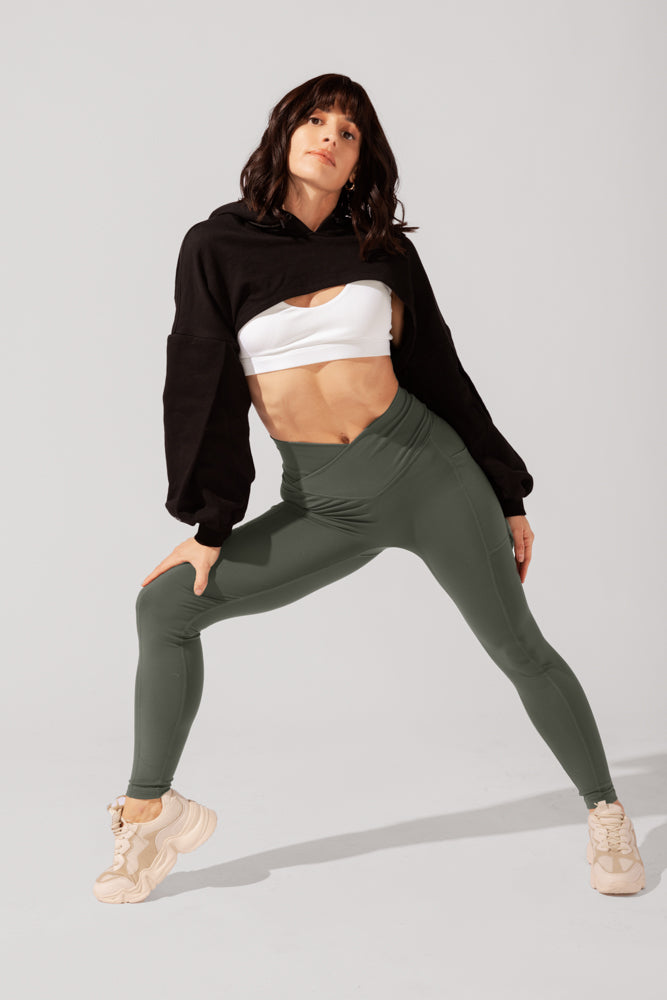 Crisscross Hourglass Sklegging – Ashore Fit