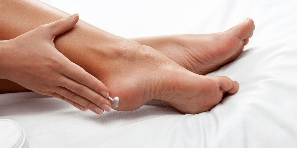 How to fix dry and cracked feet