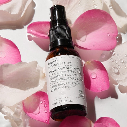 Hyaluronic Serum 200 in water with rose petals