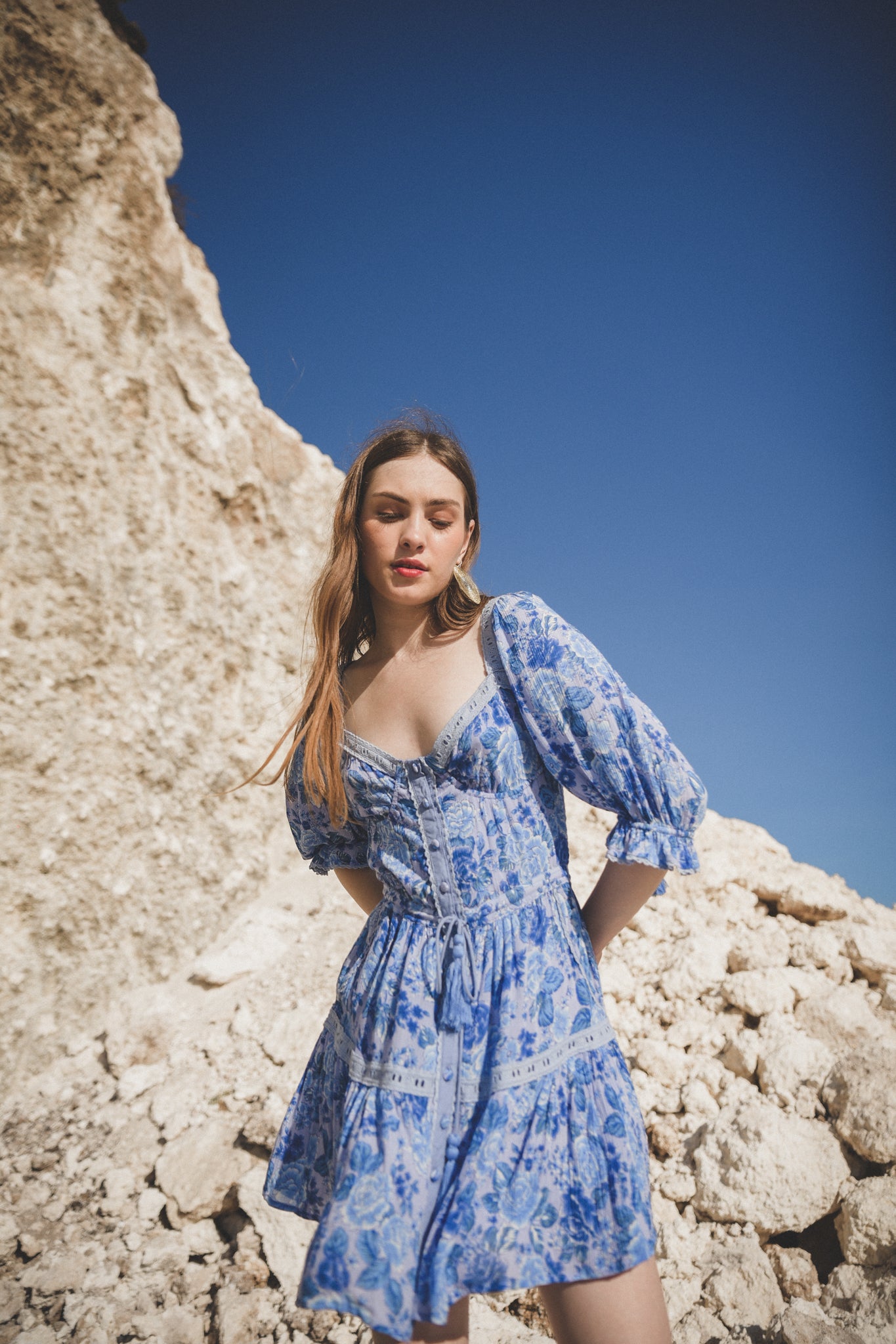 Immerse yourself in the world of slow fashion with Tulle and Batiste. Ethically made clothing you'll want to keep forever. Discover artisan made clothing embodying the boho spirit. Enjoy free shipping and hassle free returns.