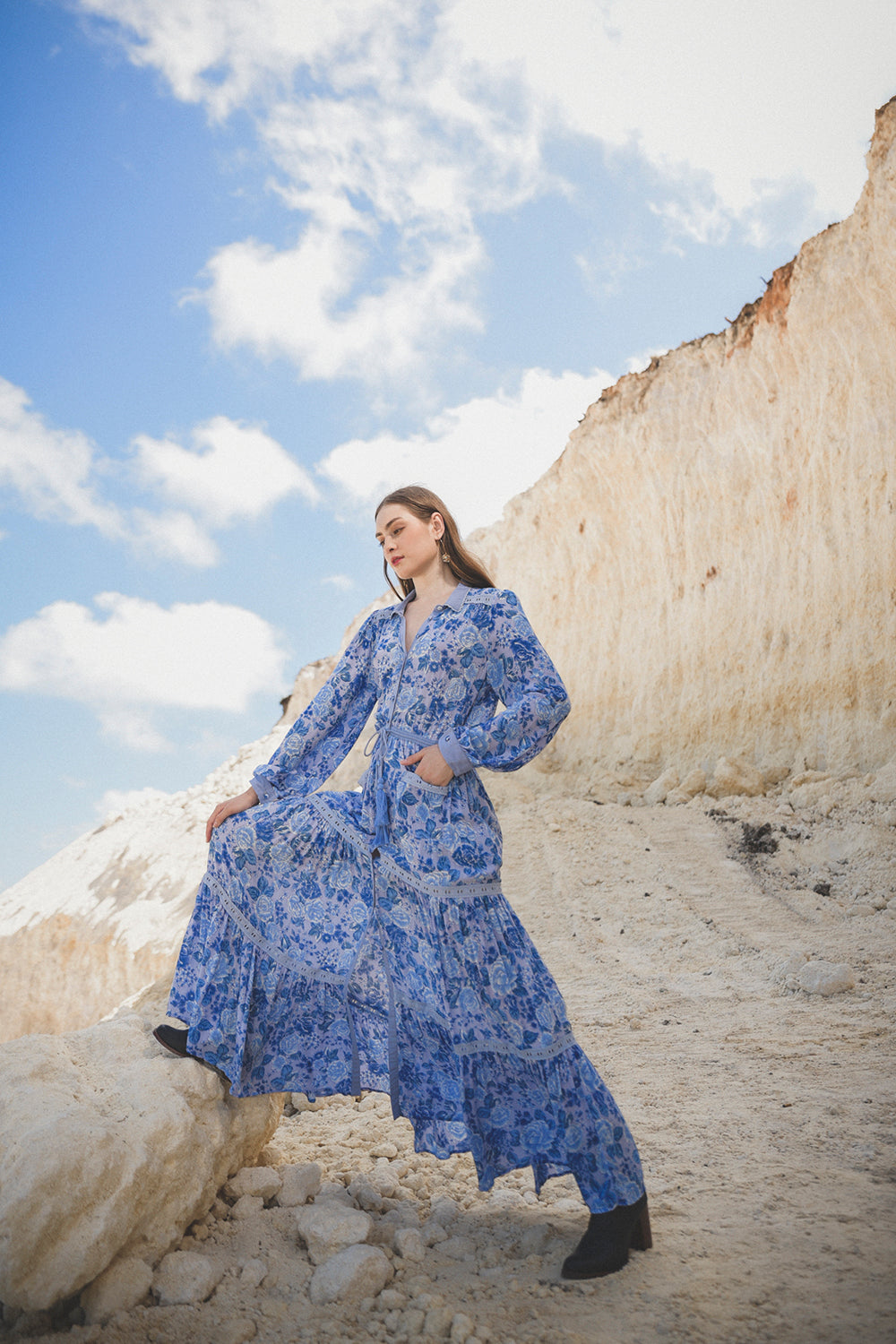 Immerse yourself in the world of slow fashion with Tulle and Batiste. Ethically made clothing you'll want to keep forever. Discover artisan made clothing embodying the boho spirit. Enjoy free shipping and hassle free returns.