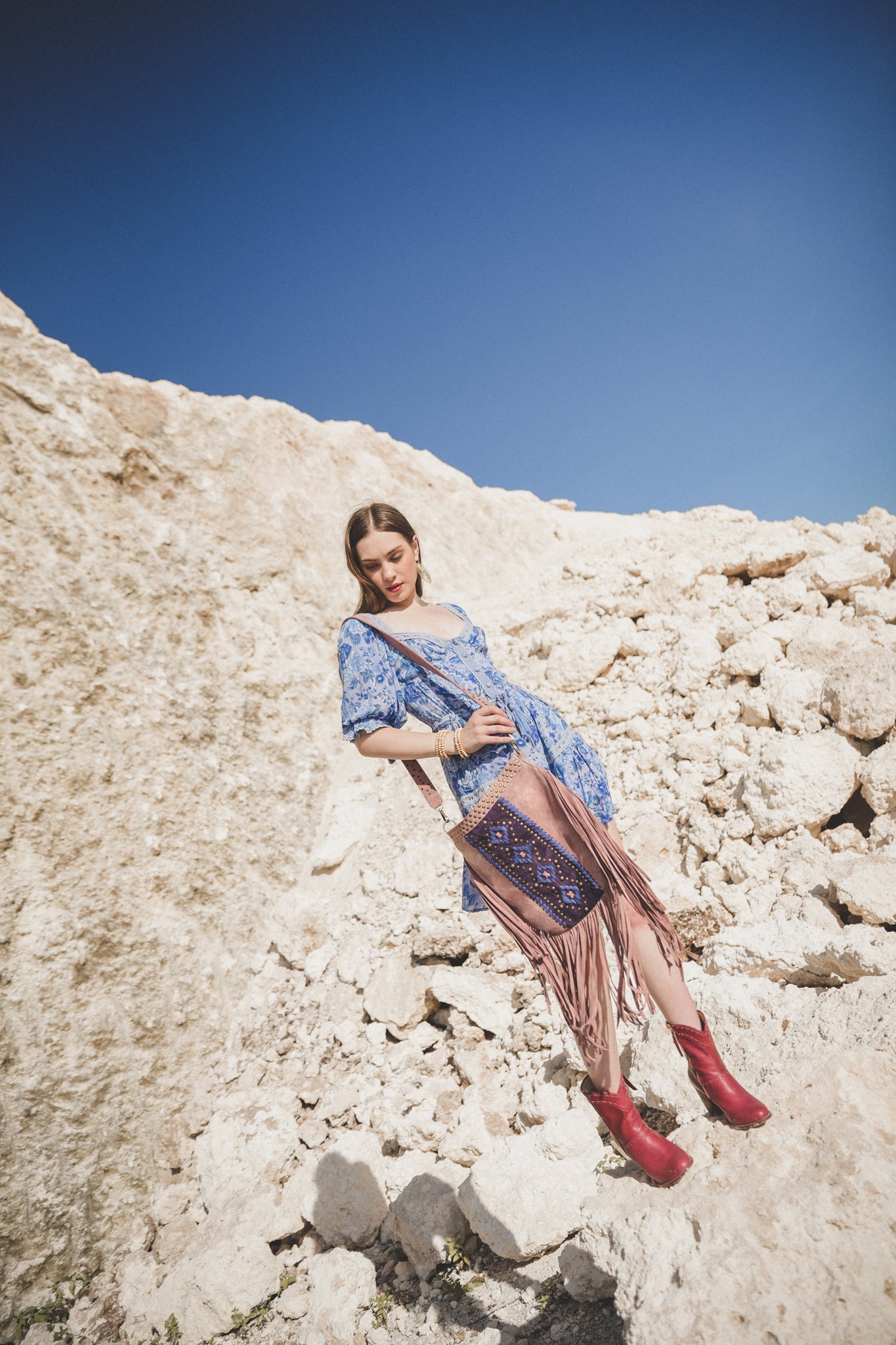 Immerse yourself in the world of slow fashion with Tulle and Batiste. Ethically made clothing you'll want to keep forever. Discover artisan made clothing embodying the boho spirit. Enjoy free shipping and hassle free returns.