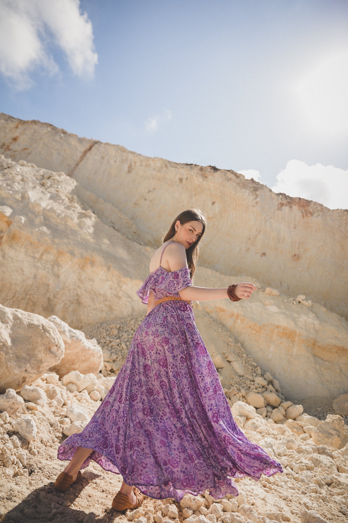 Immerse yourself in the world of slow fashion with Tulle and Batiste. Ethically made clothing you'll want to keep forever. Discover artisan made clothing embodying the boho spirit. Enjoy free shipping and hassle free returns.