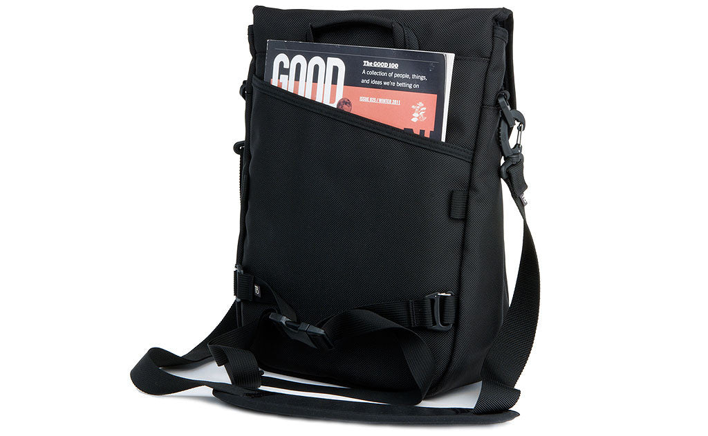 vertical laptop shoulder bag