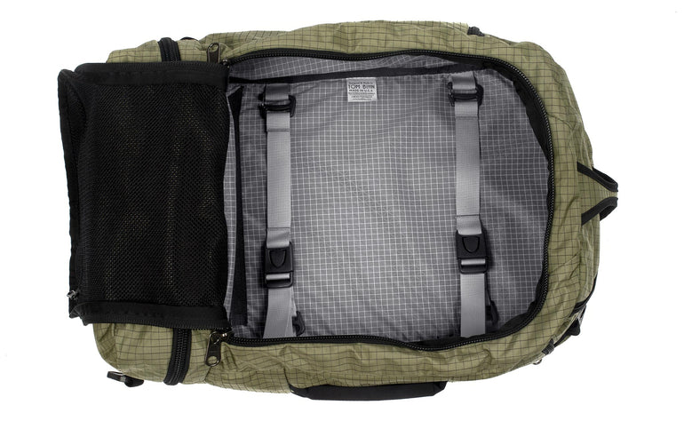 Techonaut 30 (cut & sewn in Seattle by TOM BIHN Bags)