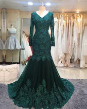 Load image into Gallery viewer, Green Mermaid Prom Dresses Long Sleeves
