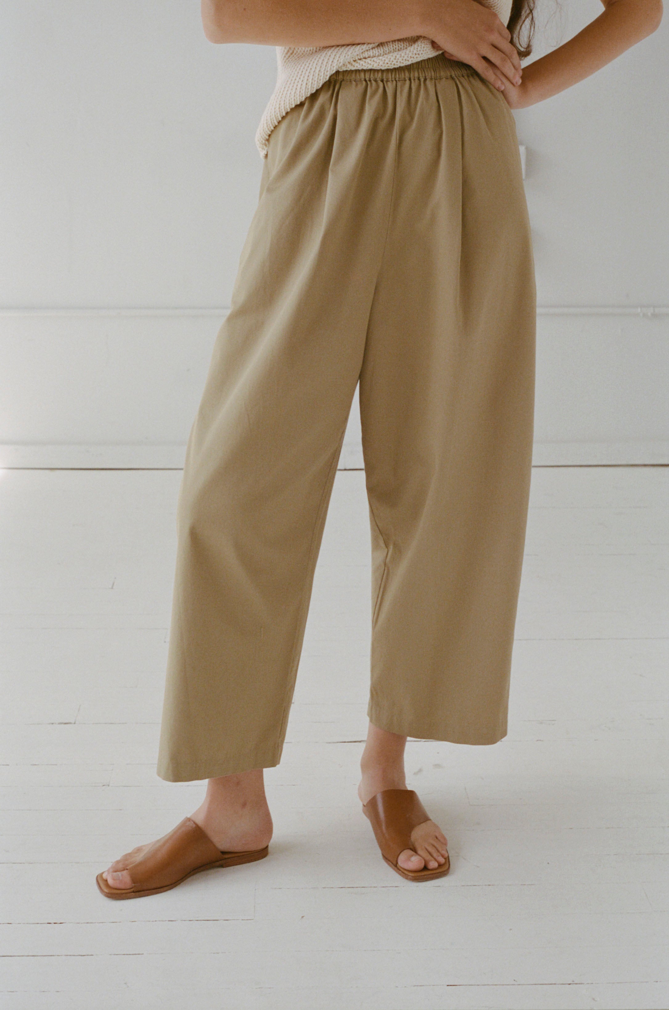 Thumbnail image of Easy Pant in Khaki