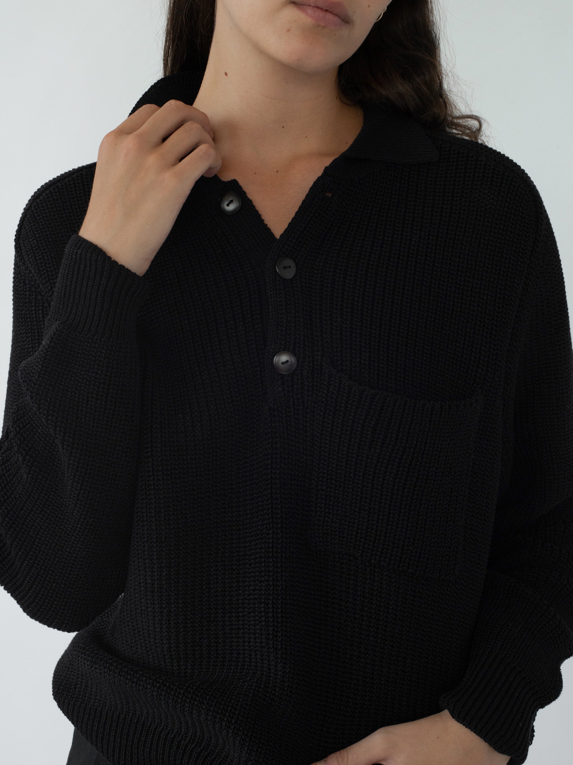 Thumbnail image of Saatchi Sweater in Onyx