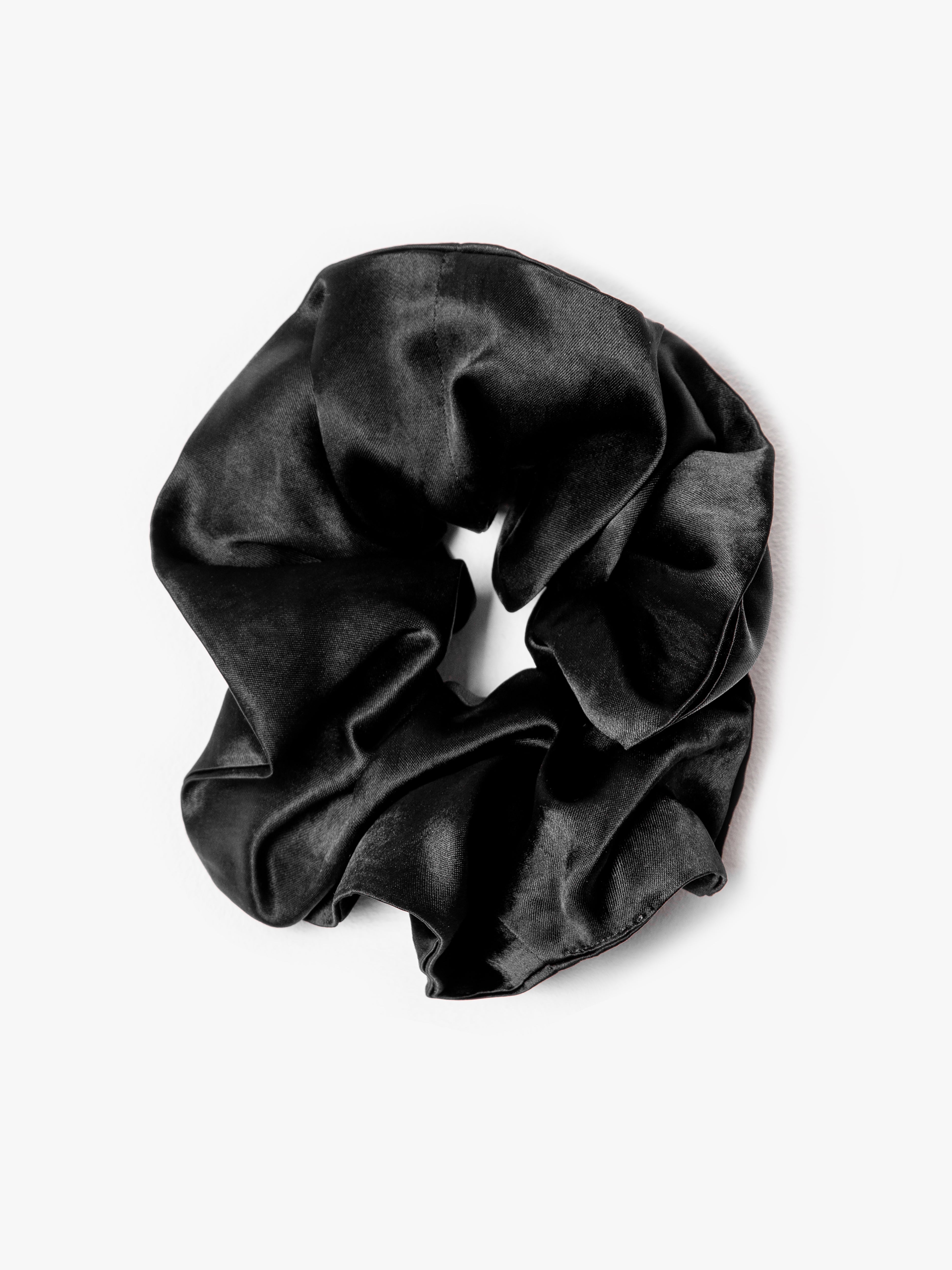 Fiori Scrunchie in Onyx Satin