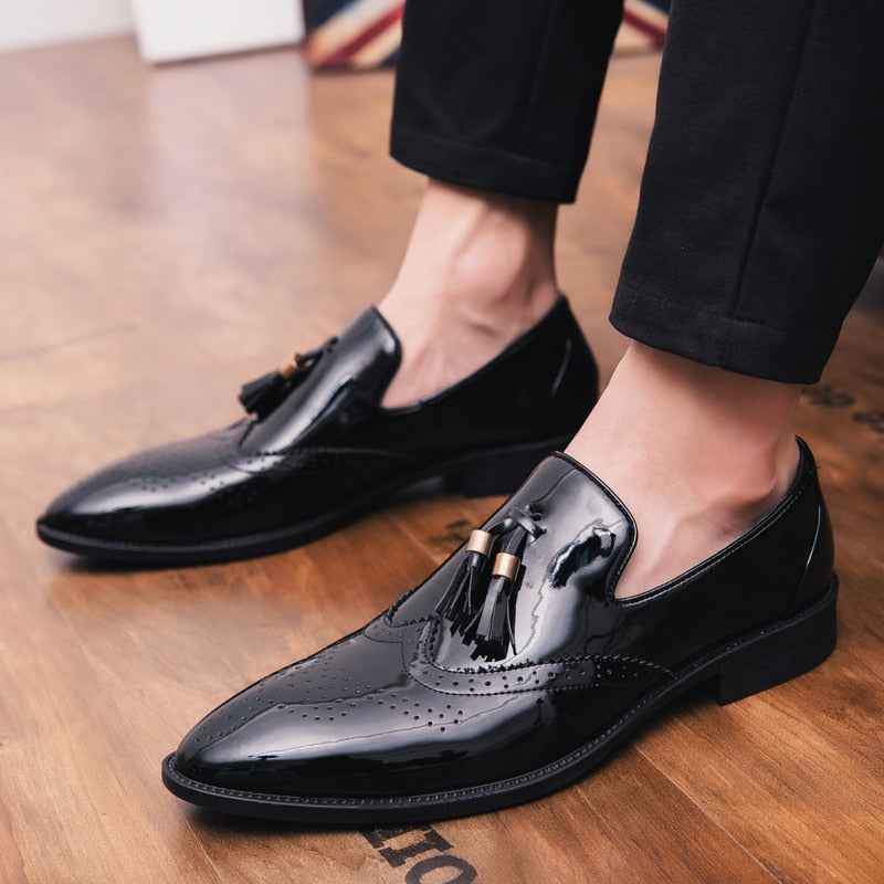 men's glossy black shoes