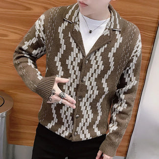 Checkered O-Neck Polyester Sweater – FanFreakz