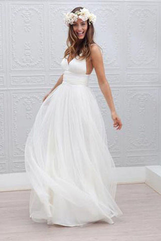 simple wedding dress for the beachimage