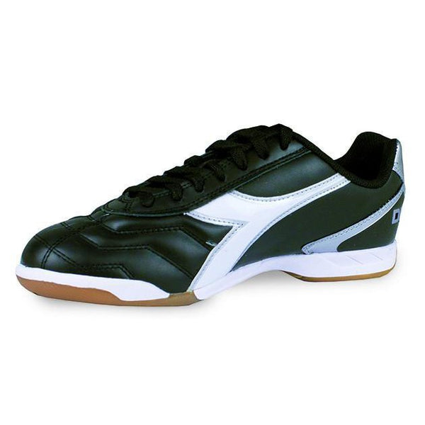 diadora indoor soccer shoes