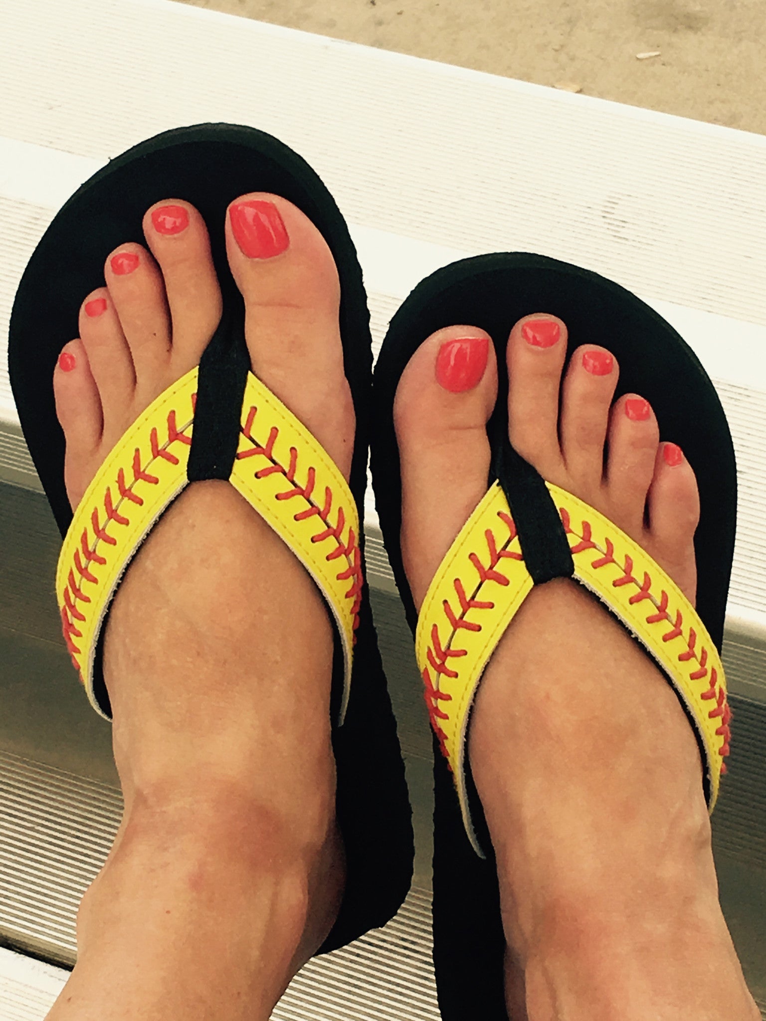 softball flip flops wholesale