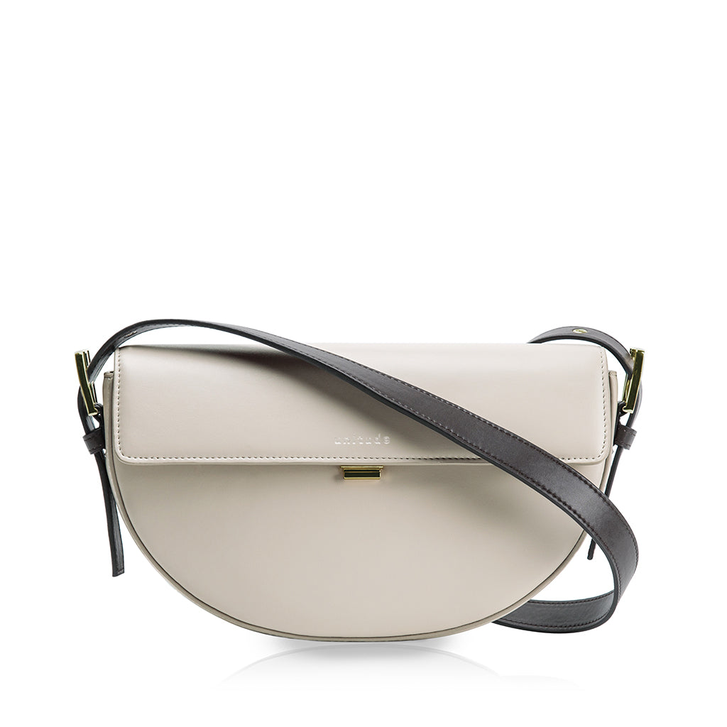 HALF-MOON BAG by @housegleaves - Unitude