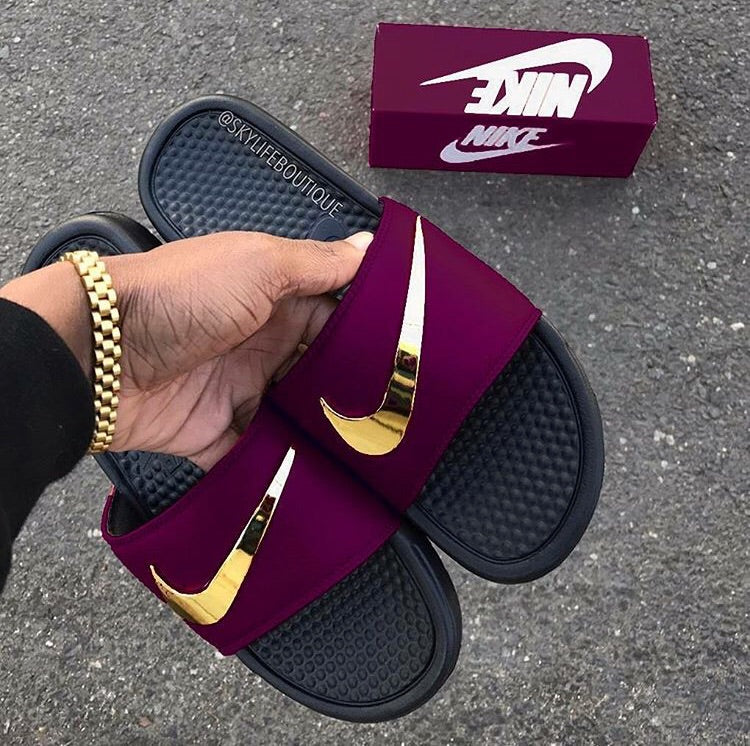 nike slides gold check