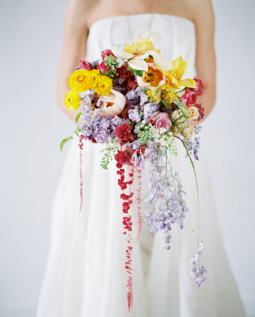 Gorgeous wedding bouquet for an ethereal macramé wedding