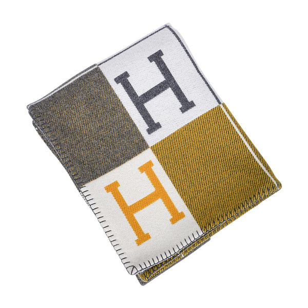 Hermes Avalon Ecru and Pumpkin Signature H Blanket