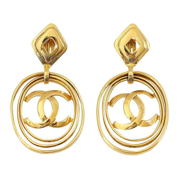 Chanel Hoop Faux Pearl CC Earrings A18 – Mightychic