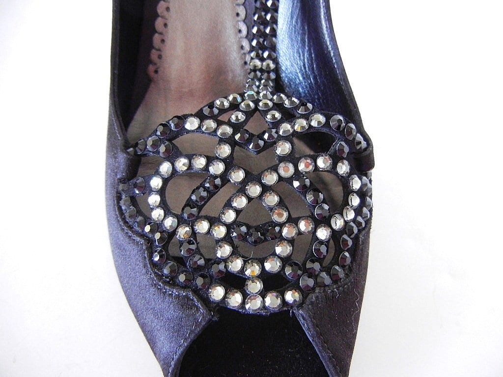 Giorgio Armani Shoe Jeweled Satin T-Strap Deco Diamante 38 / 8 – Mightychic