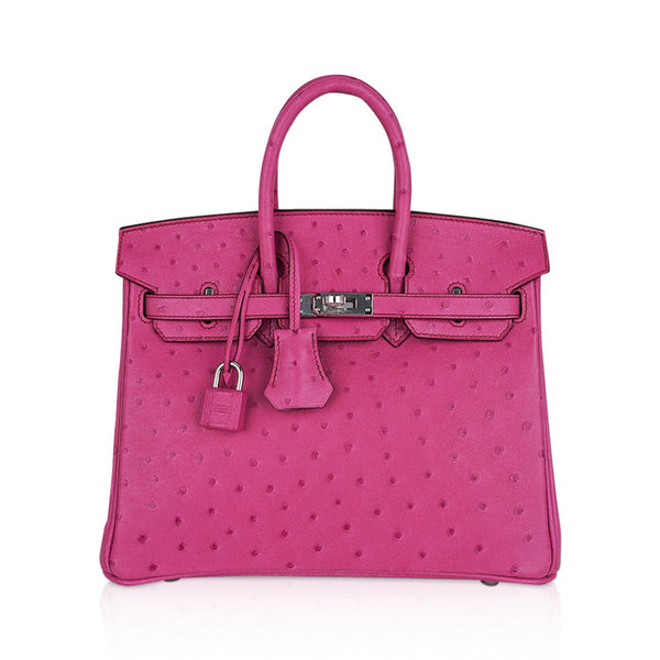 A GRIS PERLE OSTRICH BIRKIN 25 WITH GOLD HARDWARE