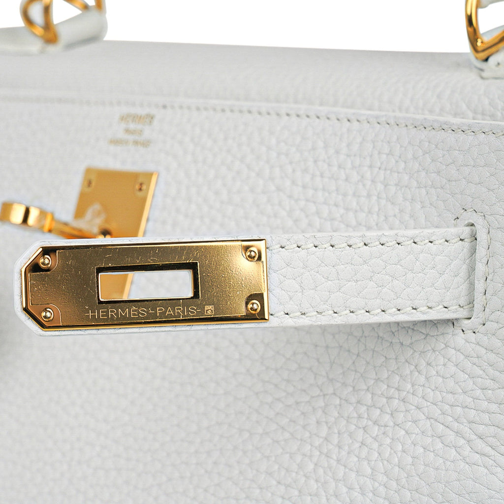 Hermes Kelly 28 Bag White Gold Hardware Clemence Leather – Mightychic