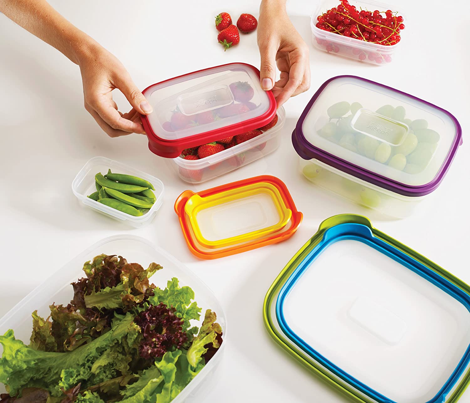 https://cdn.shopify.com/s/files/1/1095/4966/products/JosephJosephNestFoodStorage-Tidy3.jpg?v=1619715461