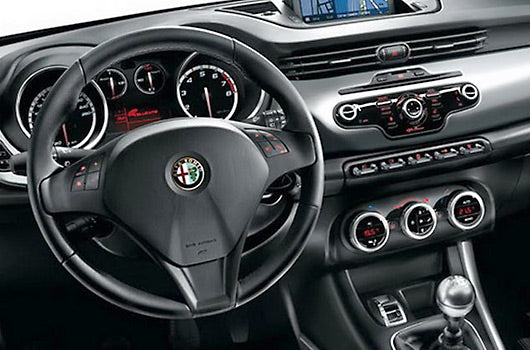 Alfa-Romeo-Giulietta-07