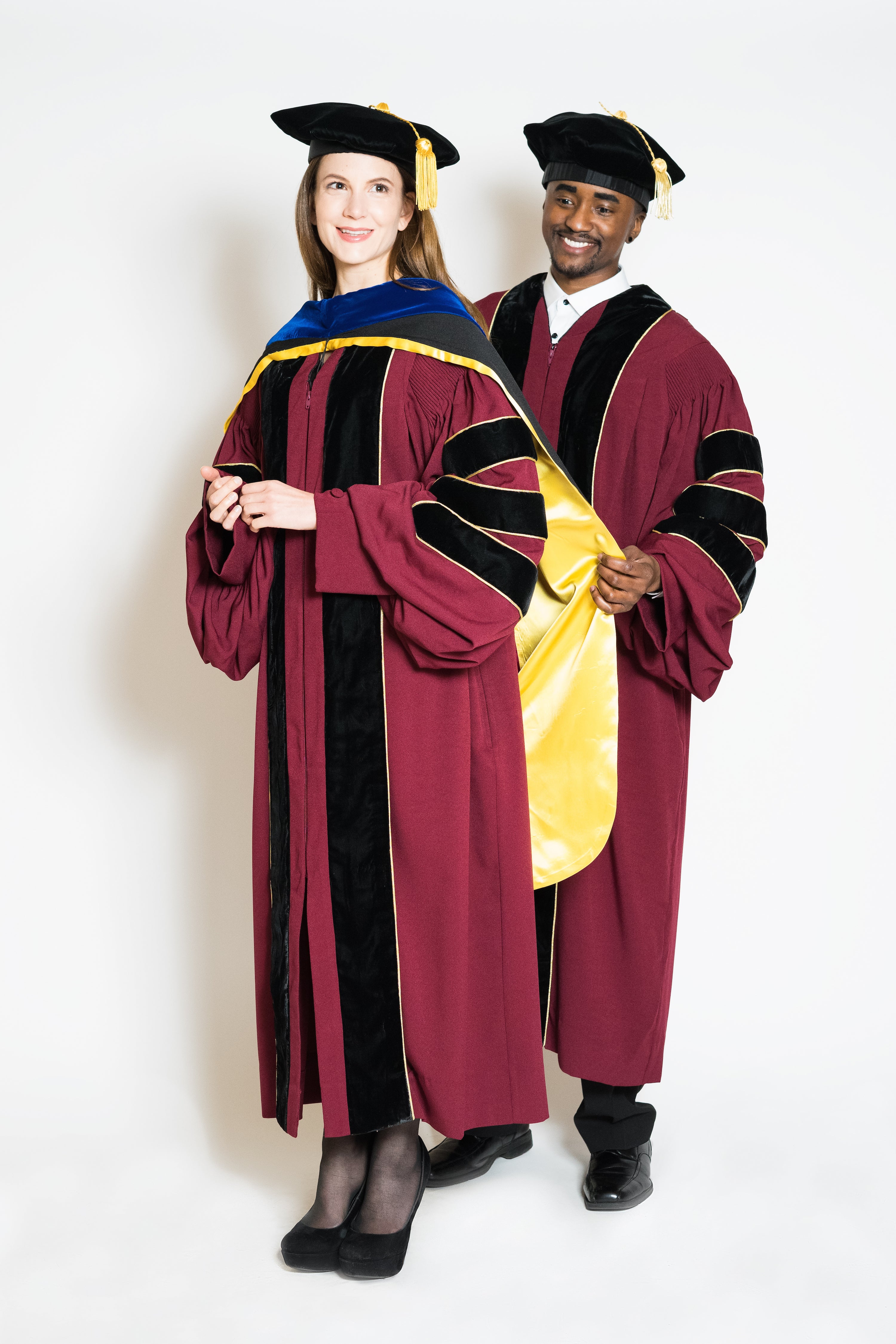 how much does phd regalia cost