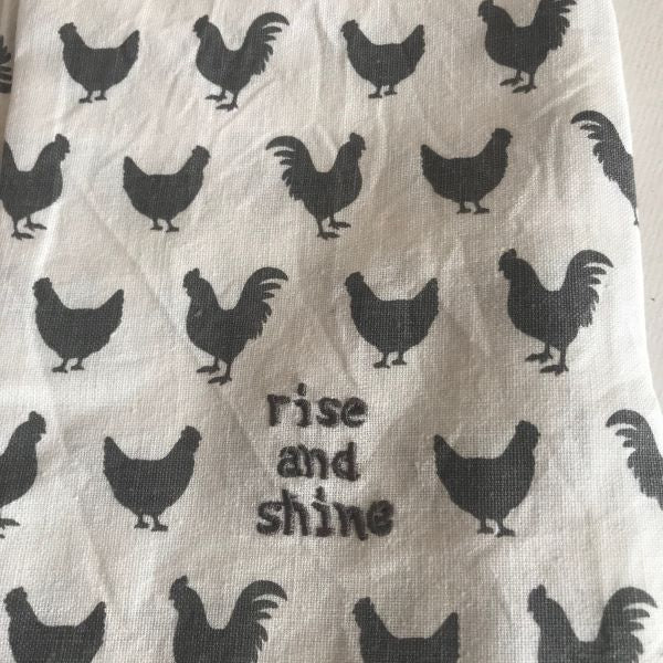 https://cdn.shopify.com/s/files/1/1095/9134/products/PrimitivesbyKathyChickenRiseandShineDishTowel_1600x.jpg?v=1648671530