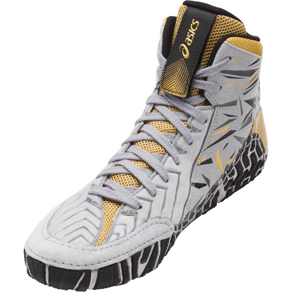 black and gold aggressors