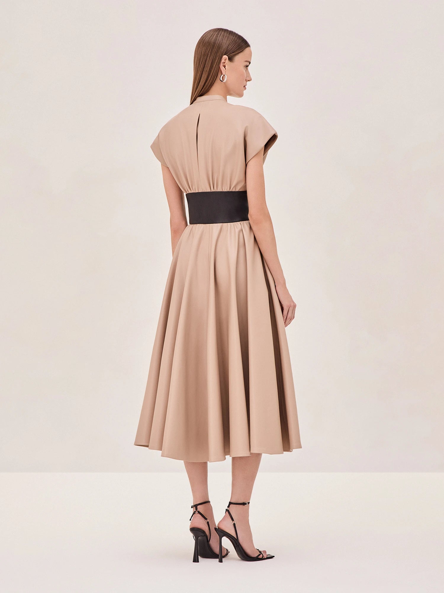 Alexis Viktora Midi Dress In Taupe