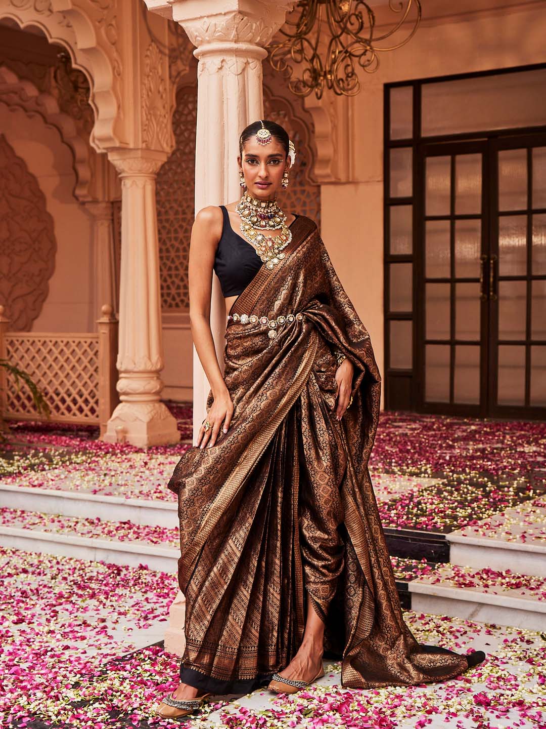 𝐌𝐞𝐞𝐧𝐚 𝐁𝐚𝐳𝐚𝐚𝐫 𝐚𝐭 𝐒𝐨𝐮𝐭𝐡 𝐄𝐱𝐭𝐞𝐧𝐬𝐢𝐨𝐧 | Party wear  sarees, Meena bazaar, Ethnic dress