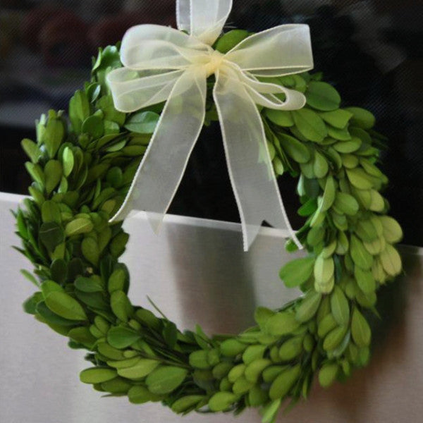 Set of Three Boxwood Wreaths with Red Ribbons – The Well Appointed