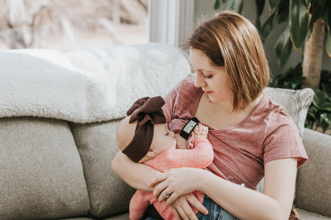 nurselet-baby-nurselet-tribe-new-mom-baby-girl-little-moments-normalize-breastfeeding