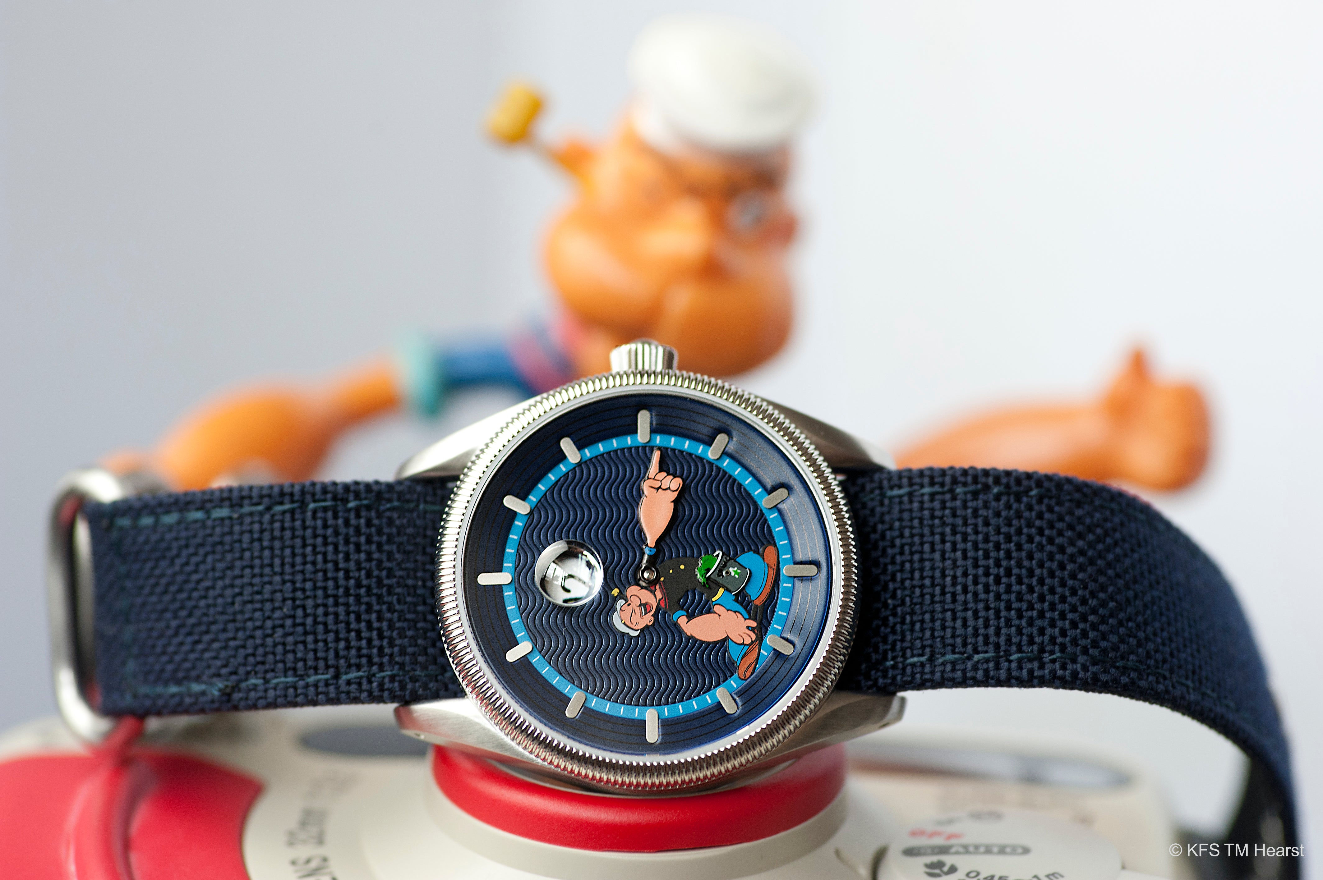 vario popeye jumping hour nautical watch