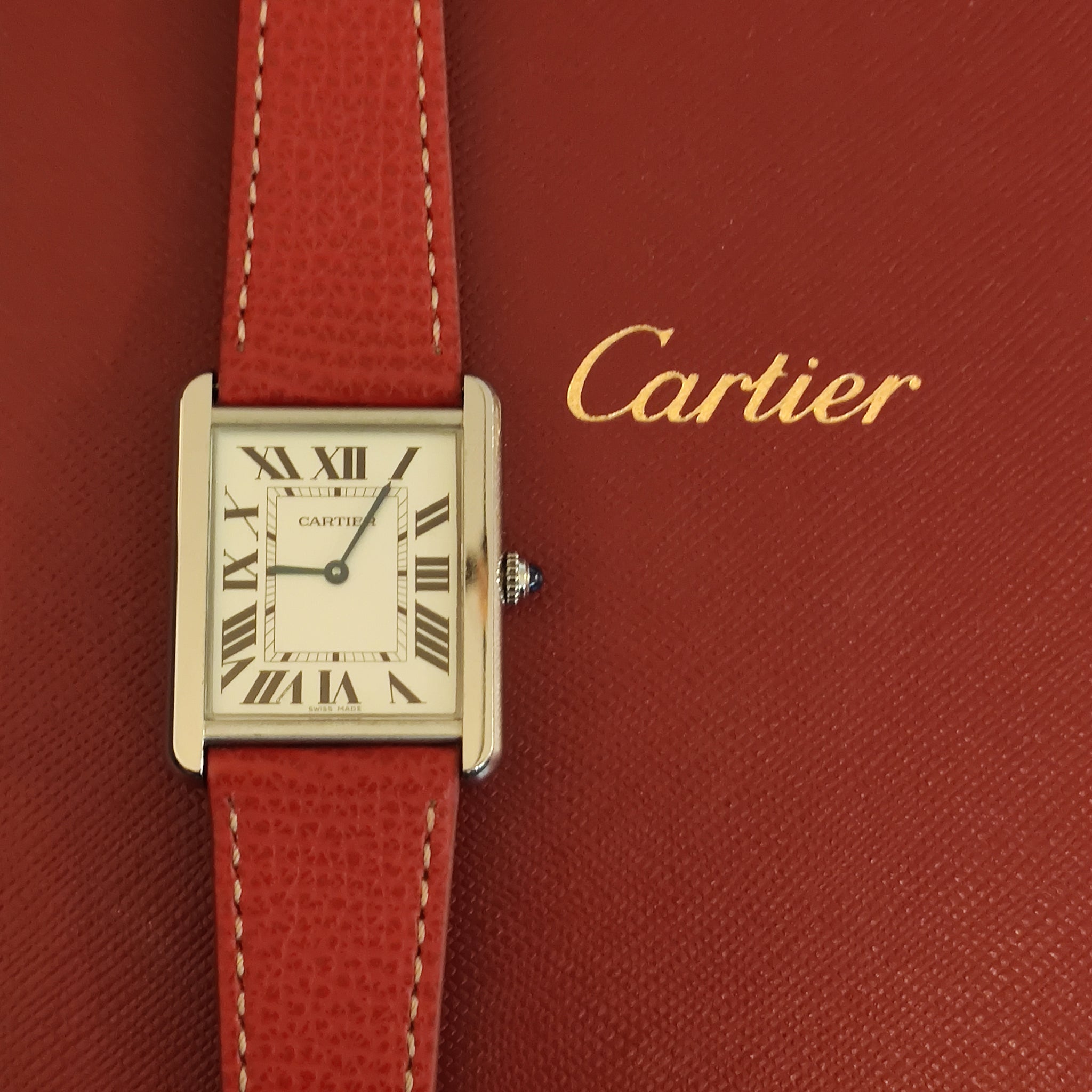 vario leather strap on cartier watch