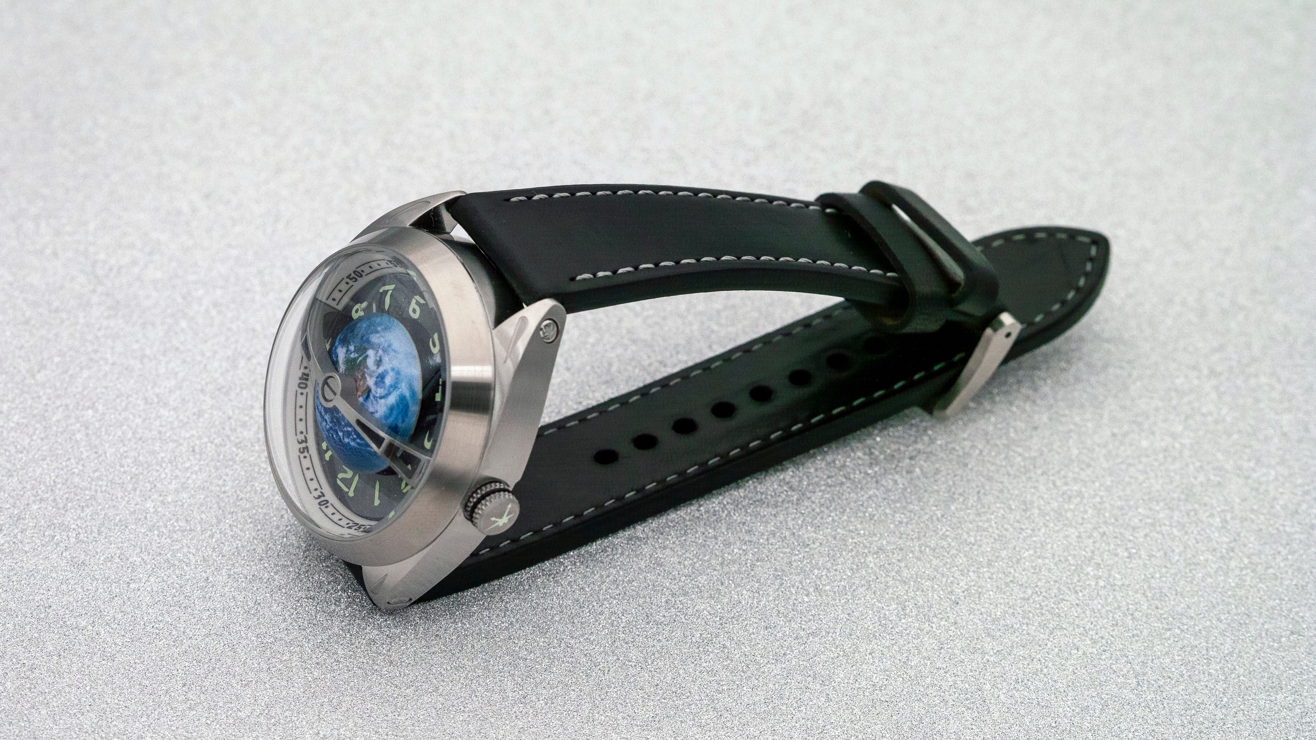 kaal multiverse watch