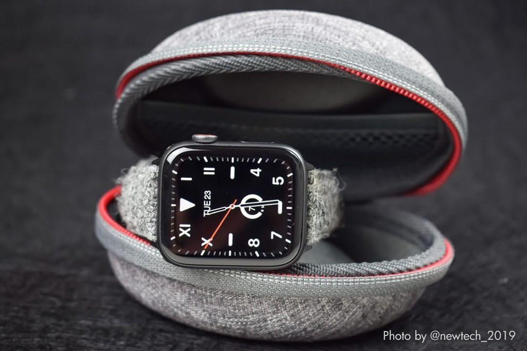 vario harris tweed strap on apple watch in travel watch case