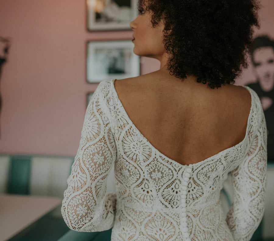 Sleeved Vintage Wedding Dress