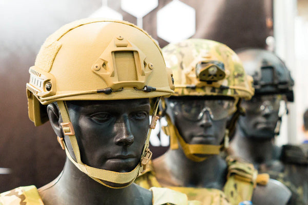 Ballistic helmets on headforms