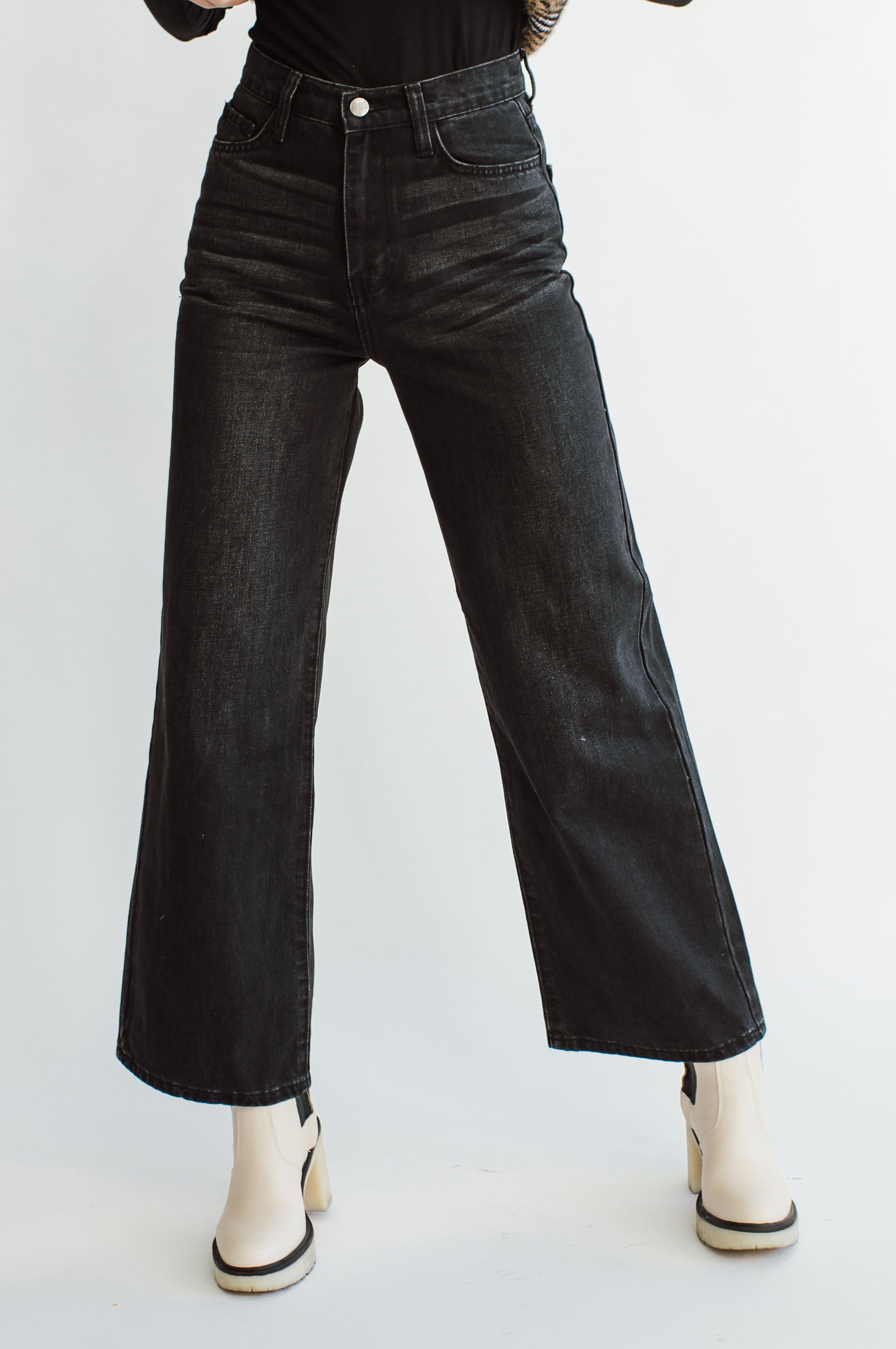 Women's Black Wide Leg Denim | Poppywells