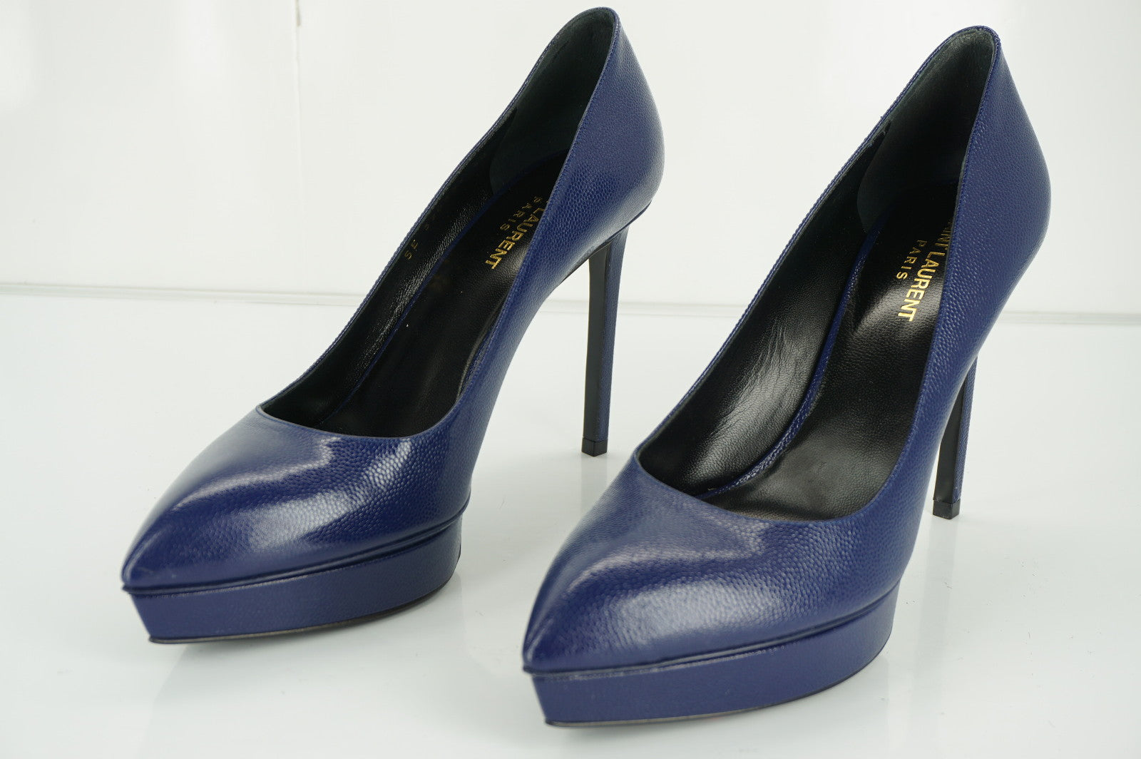 ysl janis pump