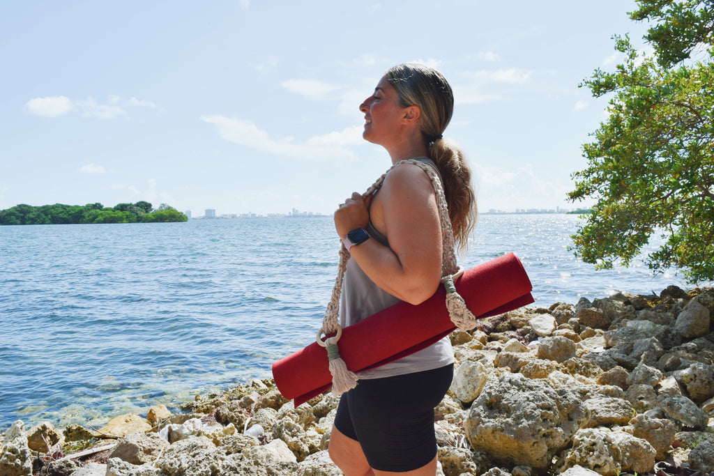 Macrame Yoga Strap DIY Tutorial with Chelsea Gardner – GANXXET