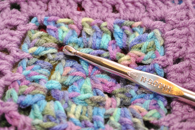 up-close of a crochet needle