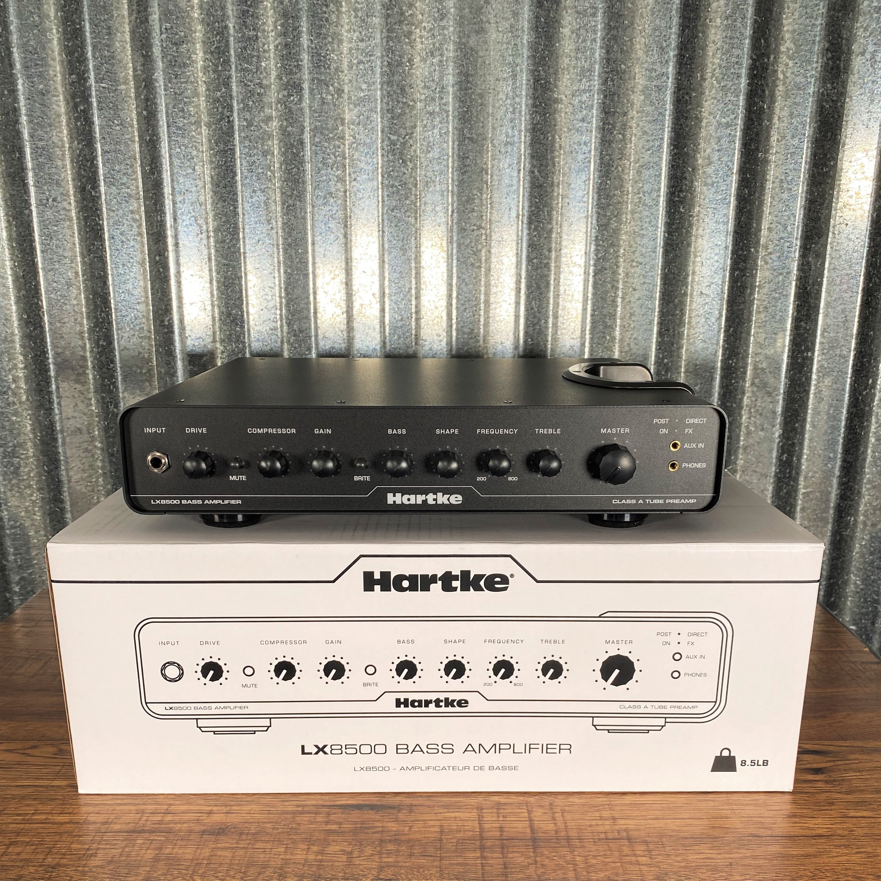 Hartke LX8500 800 Watt Light Weight Tube Preamp Bass Amplifier Head