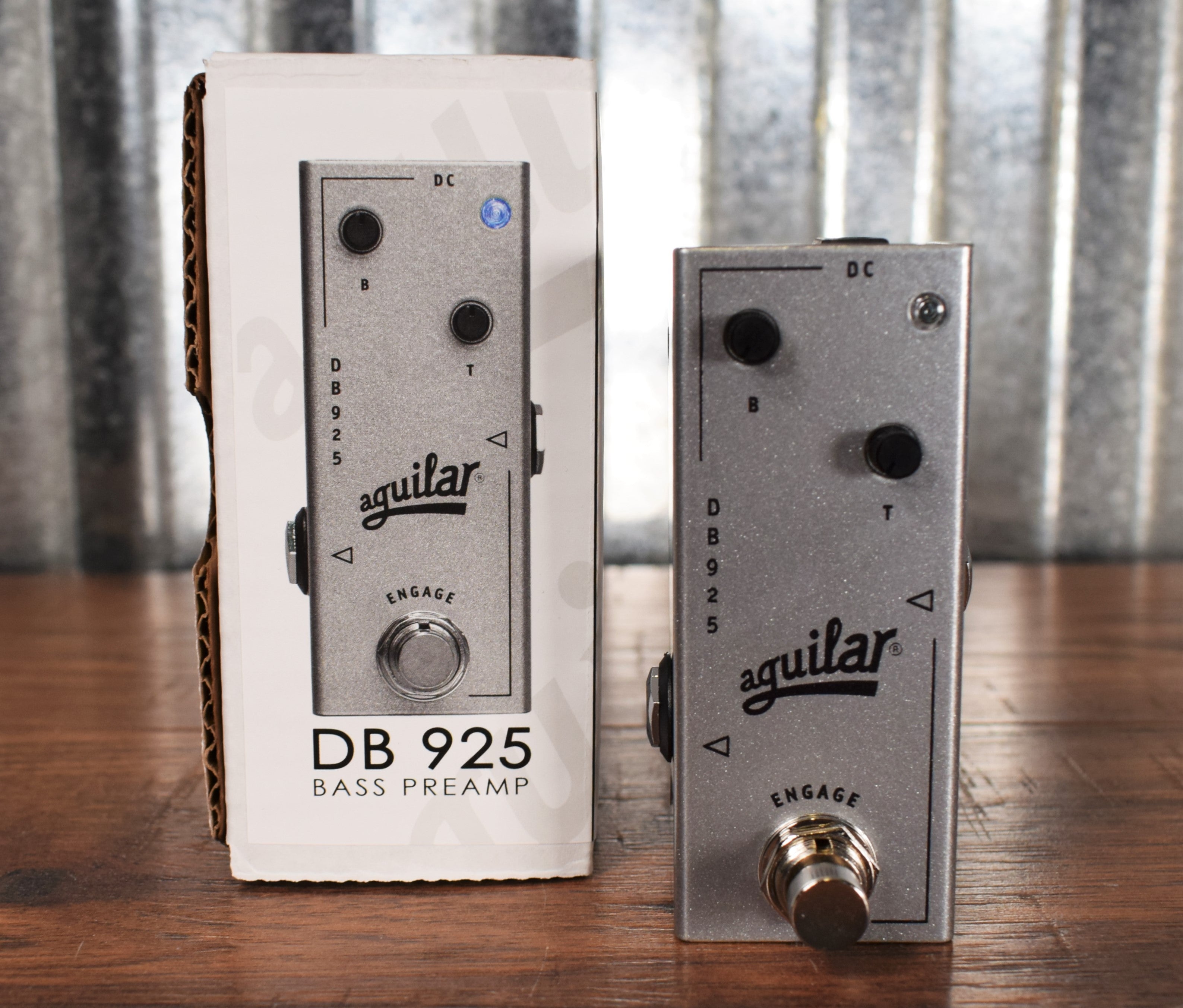 人気定番の aguirar DB925 PREAMP ギター ベースプリアンプ 